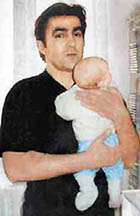 Вячеслав Бутусов с дочерью Софьей в 2000 году
